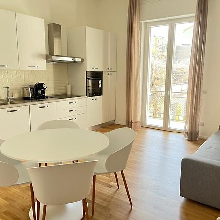 La Casa Di Zoe - Bocconi, Navigli Lägenhet Milano Exteriör bild