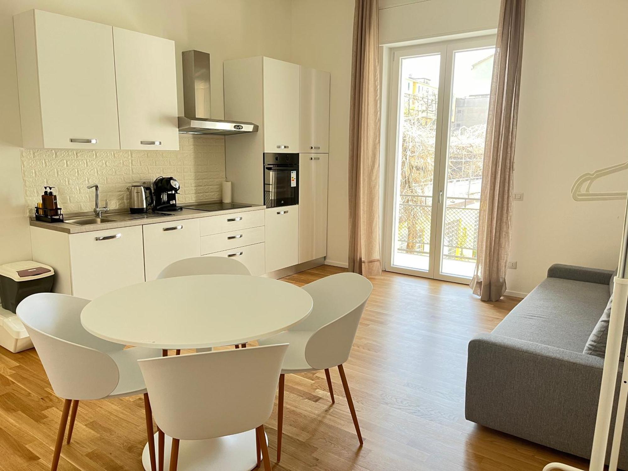 La Casa Di Zoe - Bocconi, Navigli Lägenhet Milano Exteriör bild