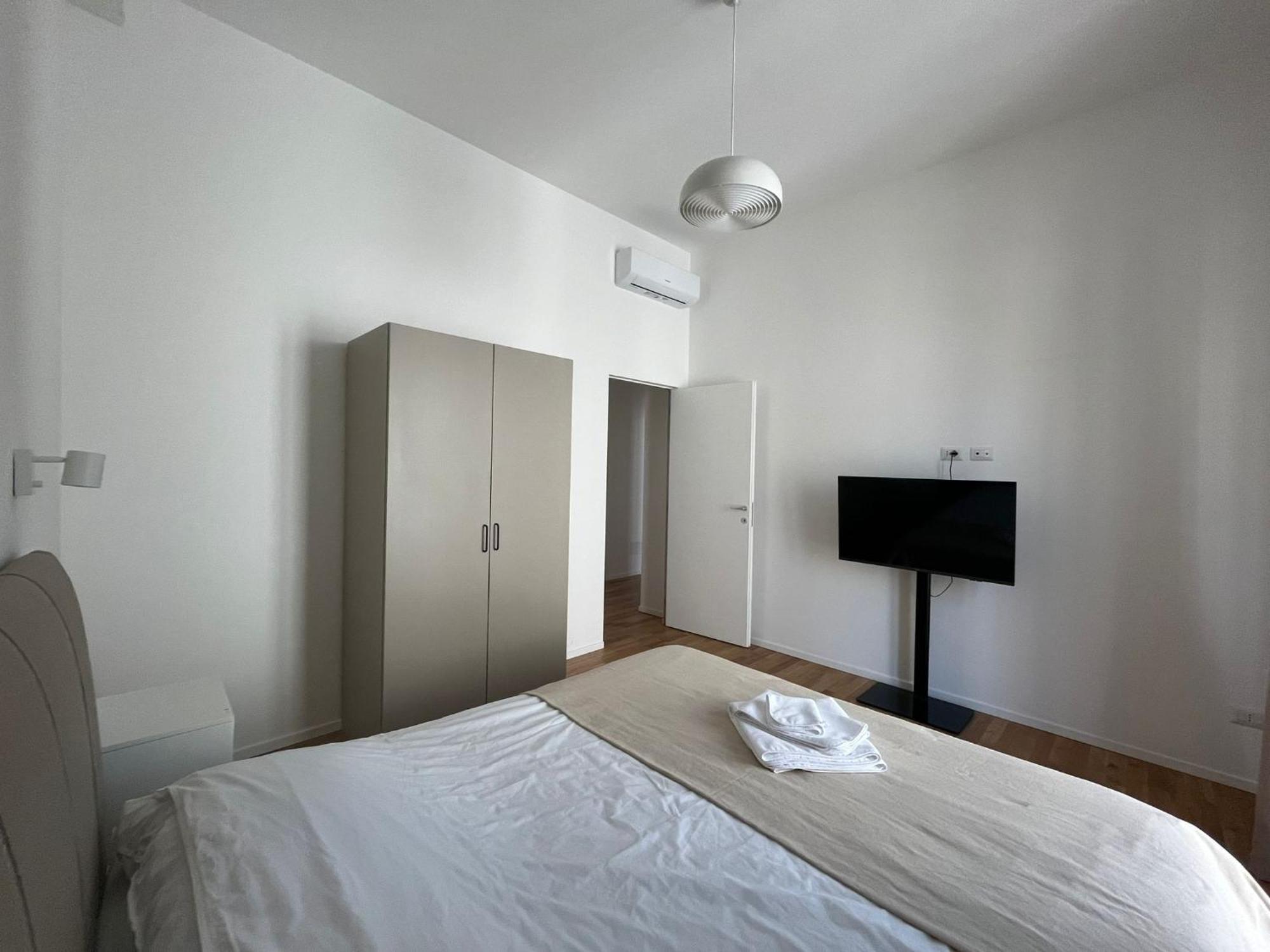 La Casa Di Zoe - Bocconi, Navigli Lägenhet Milano Exteriör bild